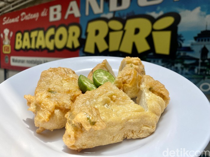 what to buy in bandung batagor riri